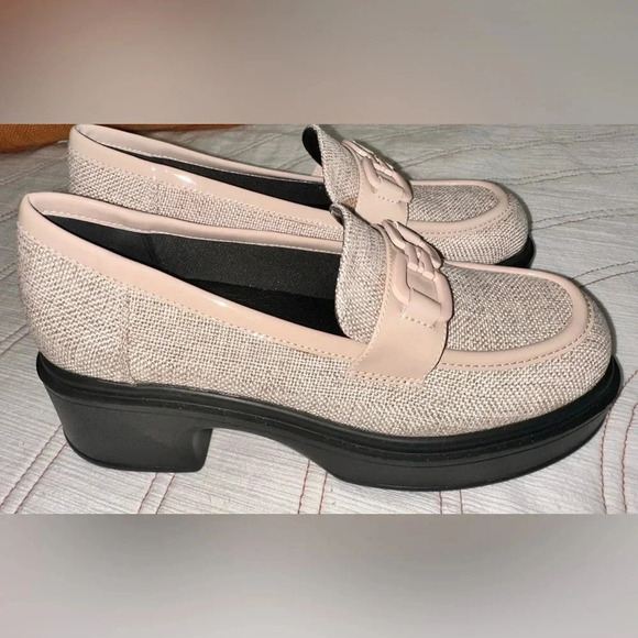 SHEIN Minimalist Anti-Slip Loafers - Picture 3 of 6